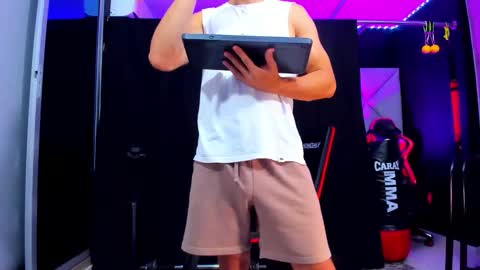 Ayden Miller online show from November 2025 12:13:02 AM