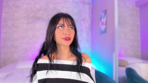 Ayla online show from December 2025 04:08:01 AM