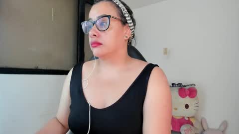 SandyMODELINDEPENDIENT online show from February 2025 07:39:02 AM