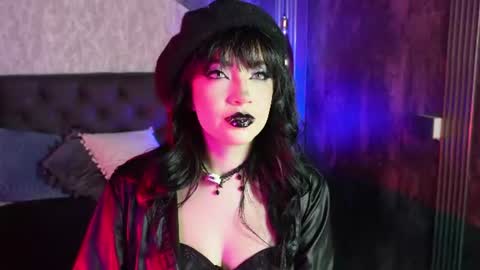 Snapshot of aylen_darkmoor chatting on July 2026 05:06:02 PM Aylen online show from July 2026 05:06:02 PM