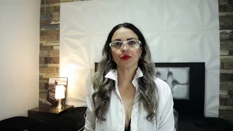 Azahara online show from March 2025 11:01:02 AM