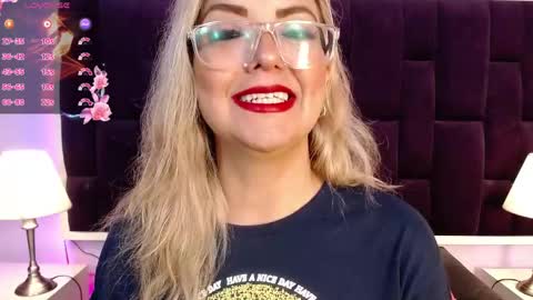 Azahara online show from April 2026 12:52:02 PM