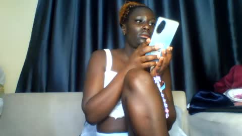 azaelia_iris online show from July 2026 06:03:02 PM