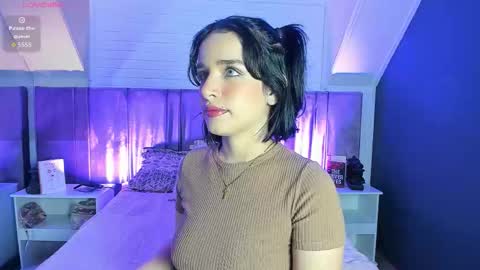 Snapshot of azahara_18 chatting on March 2026 11:22:02 PM Azahara online show from March 2026 11:22:02 PM