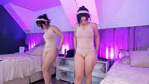 Snapshot of azahara_18 chatting on March 2026 11:48:02 PM Azahara online show from March 2026 11:48:02 PM