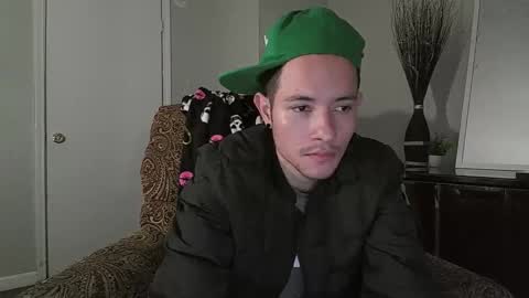 azell19 online show from January 2025 02:04:02 AM