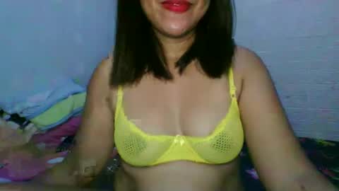 Snapshot of azelliya2018 chatting on April 2026 12:08:02 PM azelliya2018 online show from April 2026 12:08:02 PM
