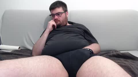 Azer online show from February 2025 09:14:01 PM