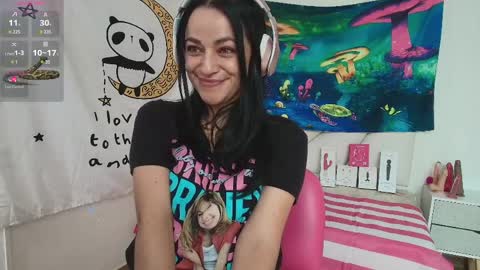 Azucena R online show from April 2026 02:36:02 PM