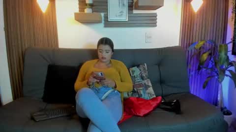 Snapshot of azuraby chatting on October 2025 01:58:02 AM Azuraby online show from October 2025 01:58:02 AM