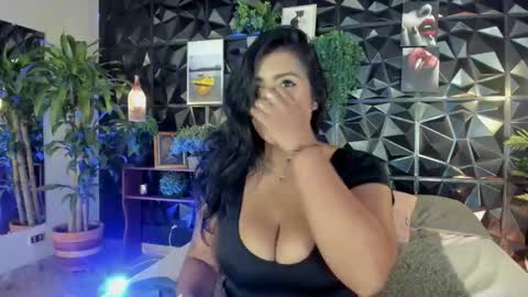 Snapshot of azuraby chatting on October 2025 01:31:02 AM Azuraby online show from October 2025 01:31:02 AM