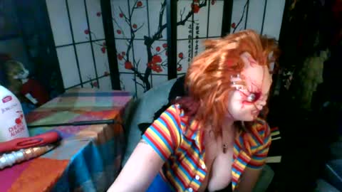 Snapshot of b33lzeb00bies chatting on June 2026 06:34:01 PM Hellmyra online show from June 2026 06:34:01 PM