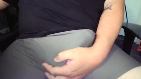 Snapshot of b_not_b chatting on October 2025 05:24:02 PM b_not_b online show from October 2025 05:24:02 PM