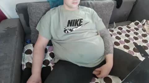 b_nutzemich online show from December 2024 10:23:02 AM