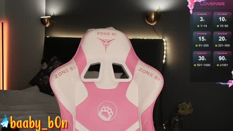 Snapshot of baaby_bon chatting on January 2025 08:34:02 AM Bonnie online show from January 2025 08:34:02 AM