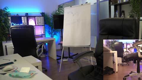 Olivia and Lexi online show from March 2026 08:26:33 AM