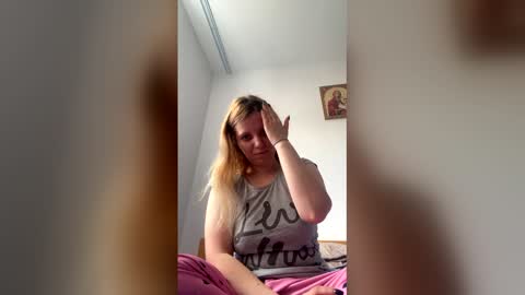 Baby Blonde online show from April 2026 11:48:01 AM