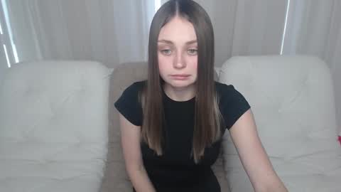 Snapshot of baby_emmaa chatting on February 2025 01:35:02 PM Baby emmaa online show from February 2025 01:35:02 PM