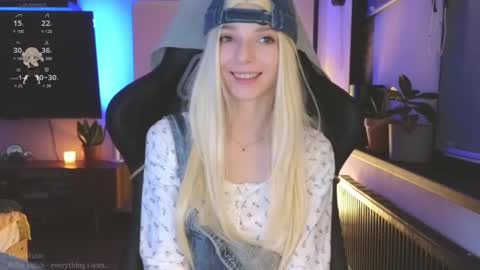 baby gopn1k online show from January 2025 05:05:01 AM