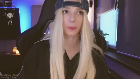 baby gopn1k online show from February 2025 06:04:01 AM