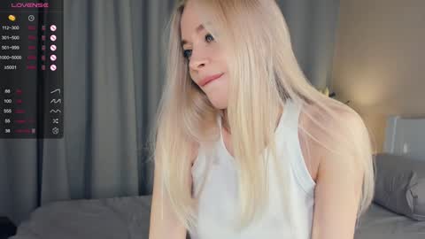 Snapshot of baby_is_ready chatting on December 2024 06:08:02 AM Emily online show from December 2024 06:08:02 AM