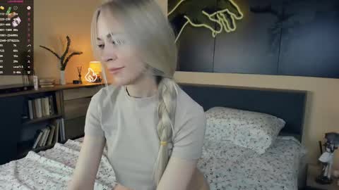 Snapshot of baby_is_ready chatting on February 2025 06:07:01 AM Emily online show from February 2025 06:07:01 AM