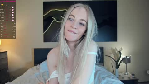 Snapshot of baby_is_ready chatting on March 2025 12:20:01 PM Emily online show from March 2025 12:20:01 PM