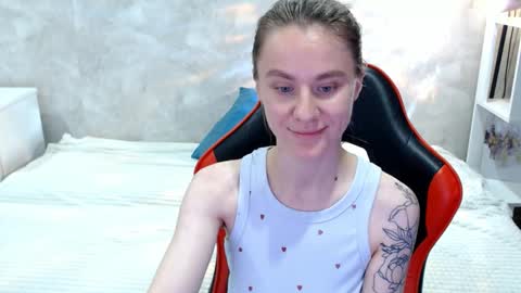 Snapshot of baby_kitte chatting on September 2025 04:01:02 PM baby_kitte online show from September 2025 04:01:02 PM
