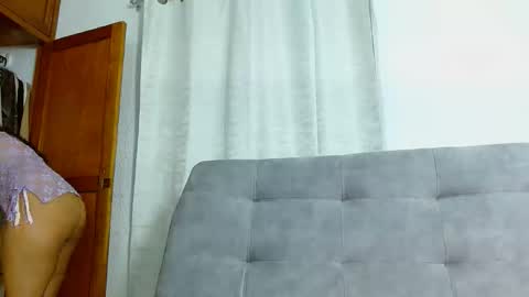 sofia online show from February 2026 03:40:02 PM