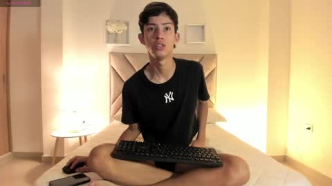 Snapshot of baby_noaht chatting on June 2026 12:51:01 PM baby_noaht online show from June 2026 12:51:01 PM