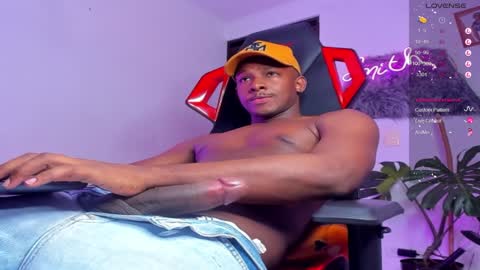 FOLLOW ME  online show from December 2024 02:26:01 AM