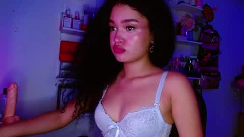 babybombom08 online show from June 2026 12:32:02 AM