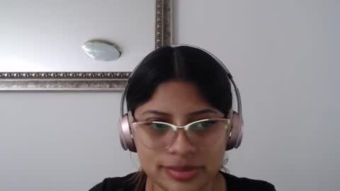 Snapshot of babyd0llslut chatting on January 2025 09:43:02 PM Daddyslilslut online show from January 2025 09:43:02 PM
