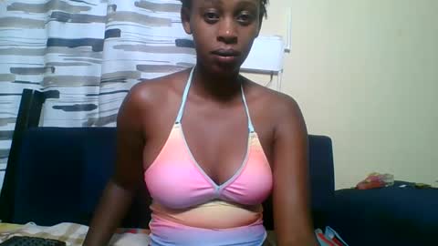 Snapshot of babydollbree_06 chatting on May 2026 12:11:02 PM Petite online show from May 2026 12:11:02 PM