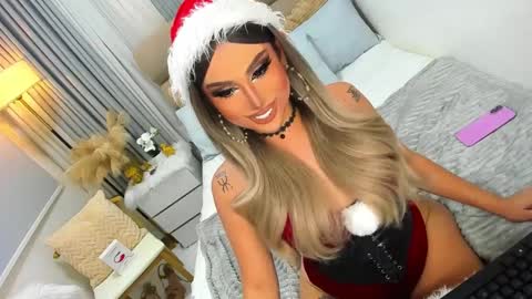 Snapshot of babygoddess4u chatting on December 2024 01:17:01 PM ASK ME IN PM online show from December 2024 01:17:01 PM