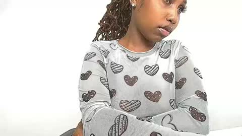 Snapshot of babygurl_barbie chatting on January 2025 10:36:01 PM BARBIE online show from January 2025 10:36:01 PM