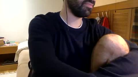 Tom A.    online show from February 2025 08:02:02 PM