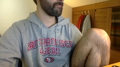 Tom A.    online show from March 2025 06:44:01 PM