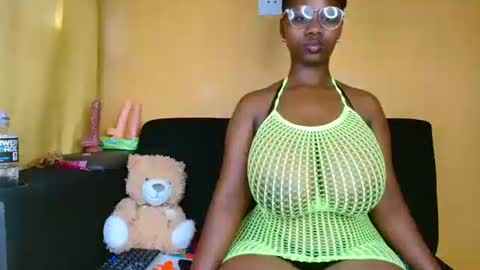 Snapshot of babyluciax chatting on May 2026 12:22:02 PM babyluciax online show from May 2026 12:22:02 PM