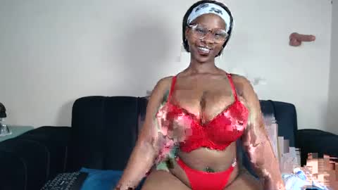 Snapshot of babyluciax chatting on July 2026 04:09:02 PM babyluciax online show from July 2026 04:09:02 PM