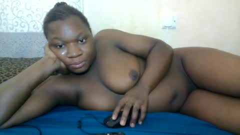 Snapshot of babymolly2 chatting on June 2026 10:15:01 AM Rossy Kwekwe online show from June 2026 10:15:01 AM