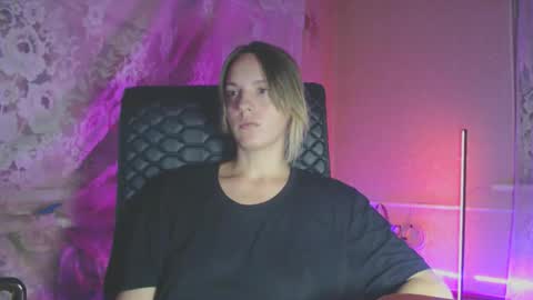 Sonya online show from October 2025 06:50:02 PM