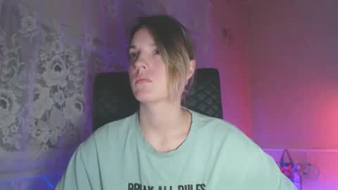 Sonya online show from November 2025 06:40:02 PM