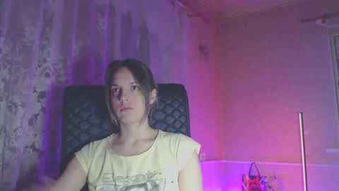 Sonya online show from February 2026 07:10:01 PM