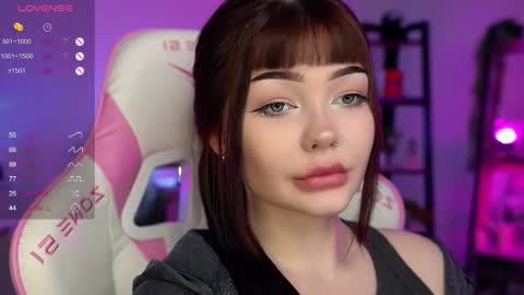 Nika online show from September 2025 09:04:01 PM