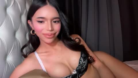 babysabrinaxx online show from April 2026 07:58:01 PM