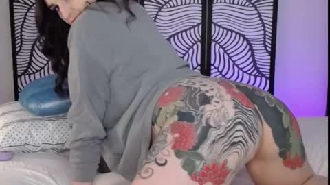 Ava online show from February 2025 02:08:02 AM