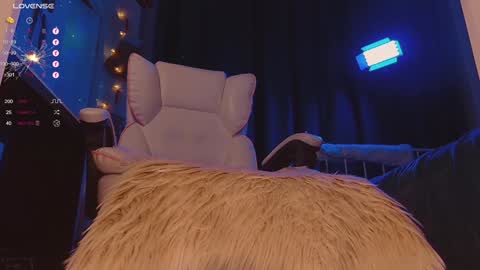 Franki online show from December 2024 08:29:01 PM