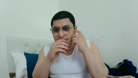 Snapshot of badboixx chatting on February 2025 07:09:01 PM badboixx online show from February 2025 07:09:01 PM
