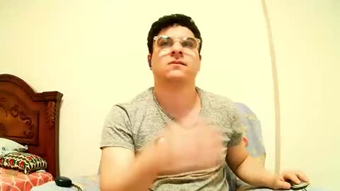 Snapshot of badboixx chatting on September 2025 11:28:01 PM badboixx online show from September 2025 11:28:01 PM